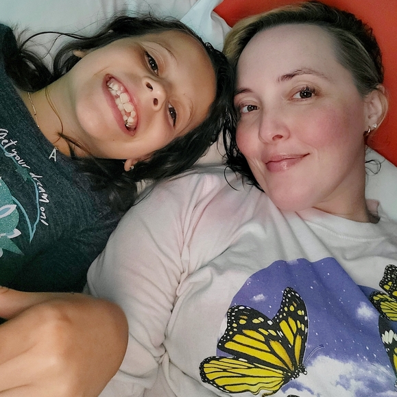 Meet your Posher, Jeri Lynn 🩷 - Picture 8 of 16